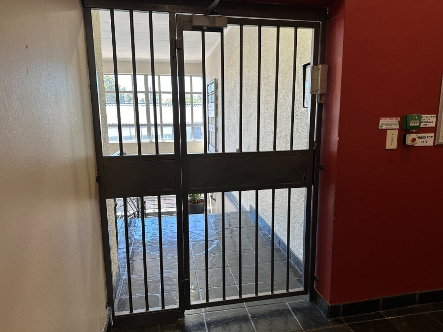 To Let commercial Property for Rent in Observatory Western Cape